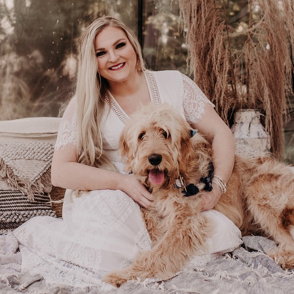 Meet your Posher, Katie - Picture 1 of 1